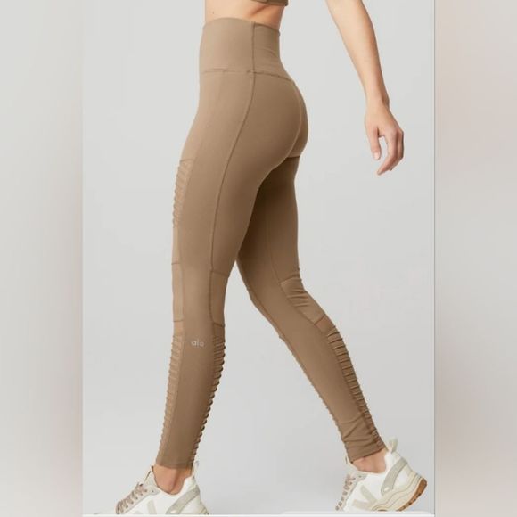 ALO Yoga Pants - Alo High-Waist Moto khaki Leggings size XS